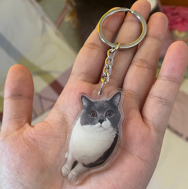 2. Myminipets Custom Cat Keychain